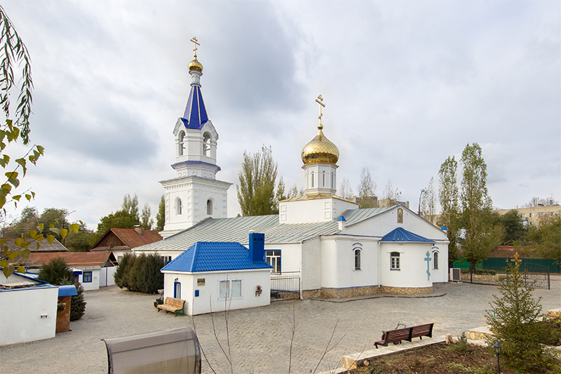 Храм пресвятой богородицы энгельсе. Храм Покрова Пресвятой Богородицы в Энгельсе. Покровская Церковь Энгельс. Церковь Покрова Пресвятой Богородицы Энгельс. Церковь Покрова Пресвятой Богородицы, Энгельс, Станционная улица.