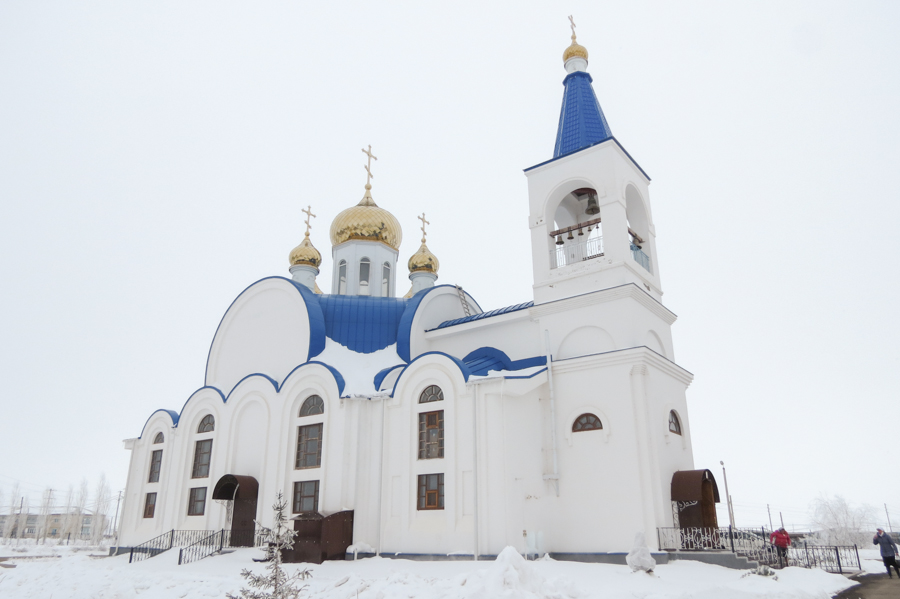 Поселке горный краснопартизанского района саратовской области. Храм п горный Краснопартизанский район. Храм горный Краснопартизанский район зима. Посёлок горный Краснопартизанский район. Храм горный Саратовская область.