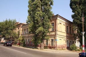 Здание бывшей церковноприходской школы.jpg